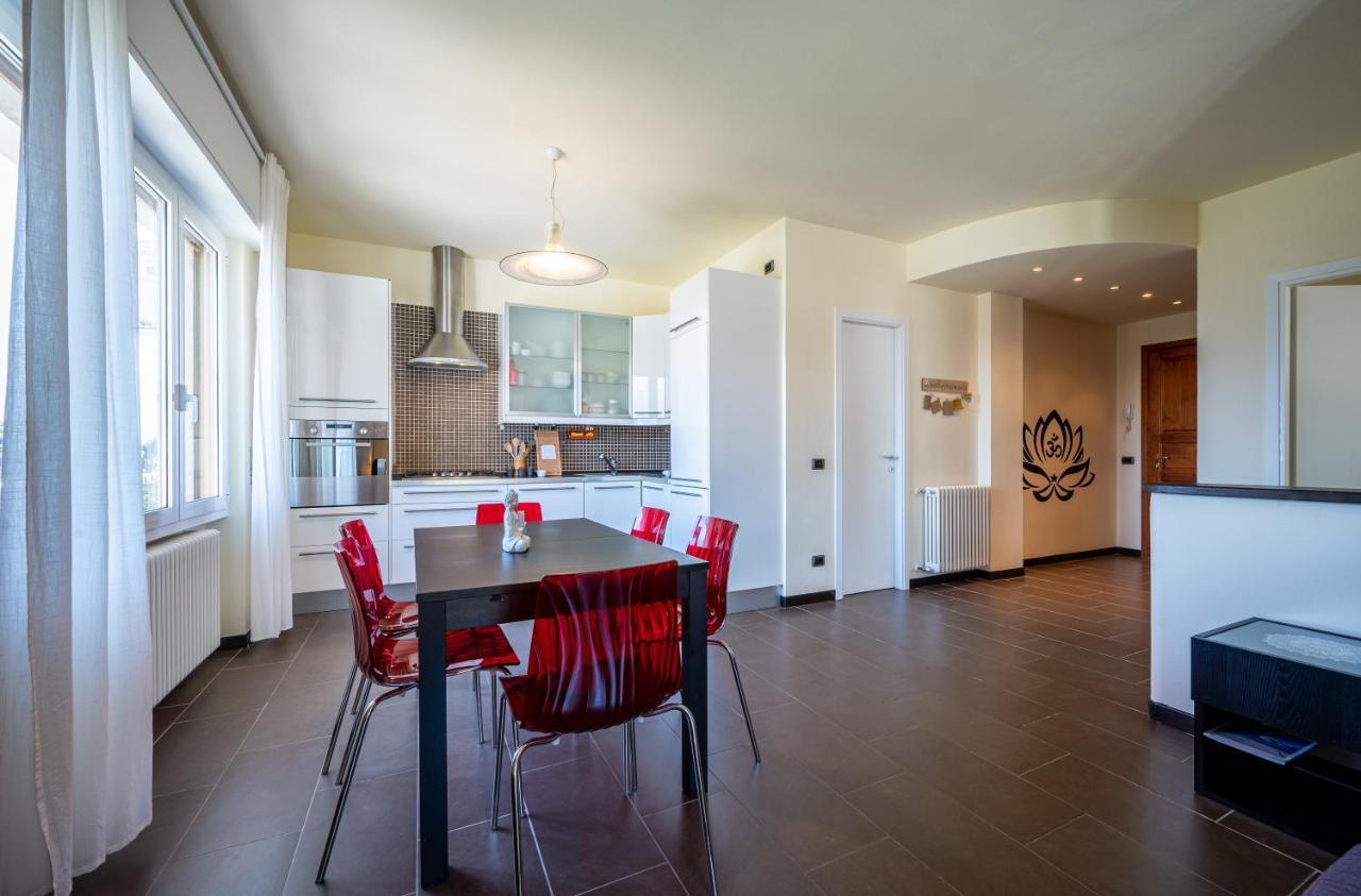 Nymphs Of Lake Como, House Of Harmony - Lake View Apartment Dongo Exterior photo